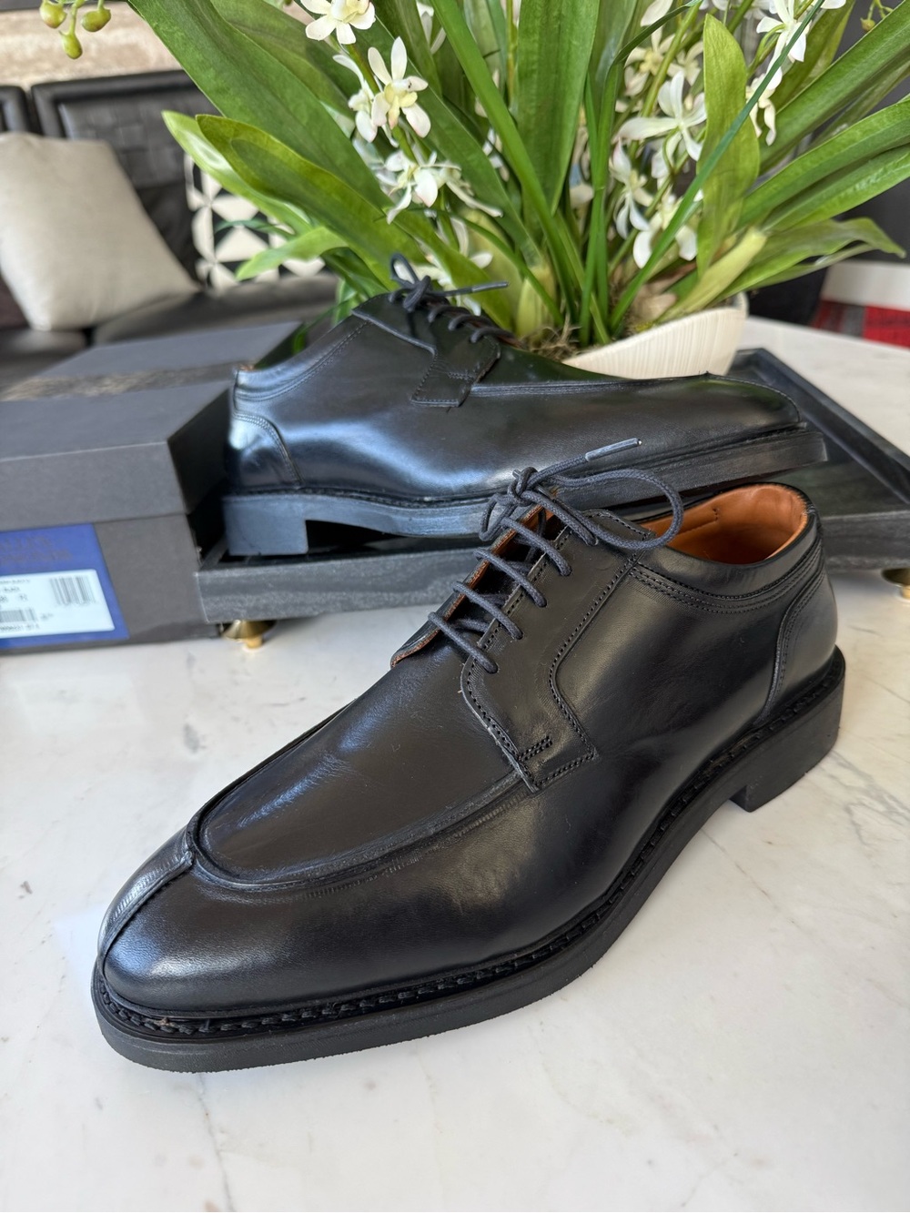 New Allen Edmonds Denali Men’s Leather Derby - Picture 13 of 16